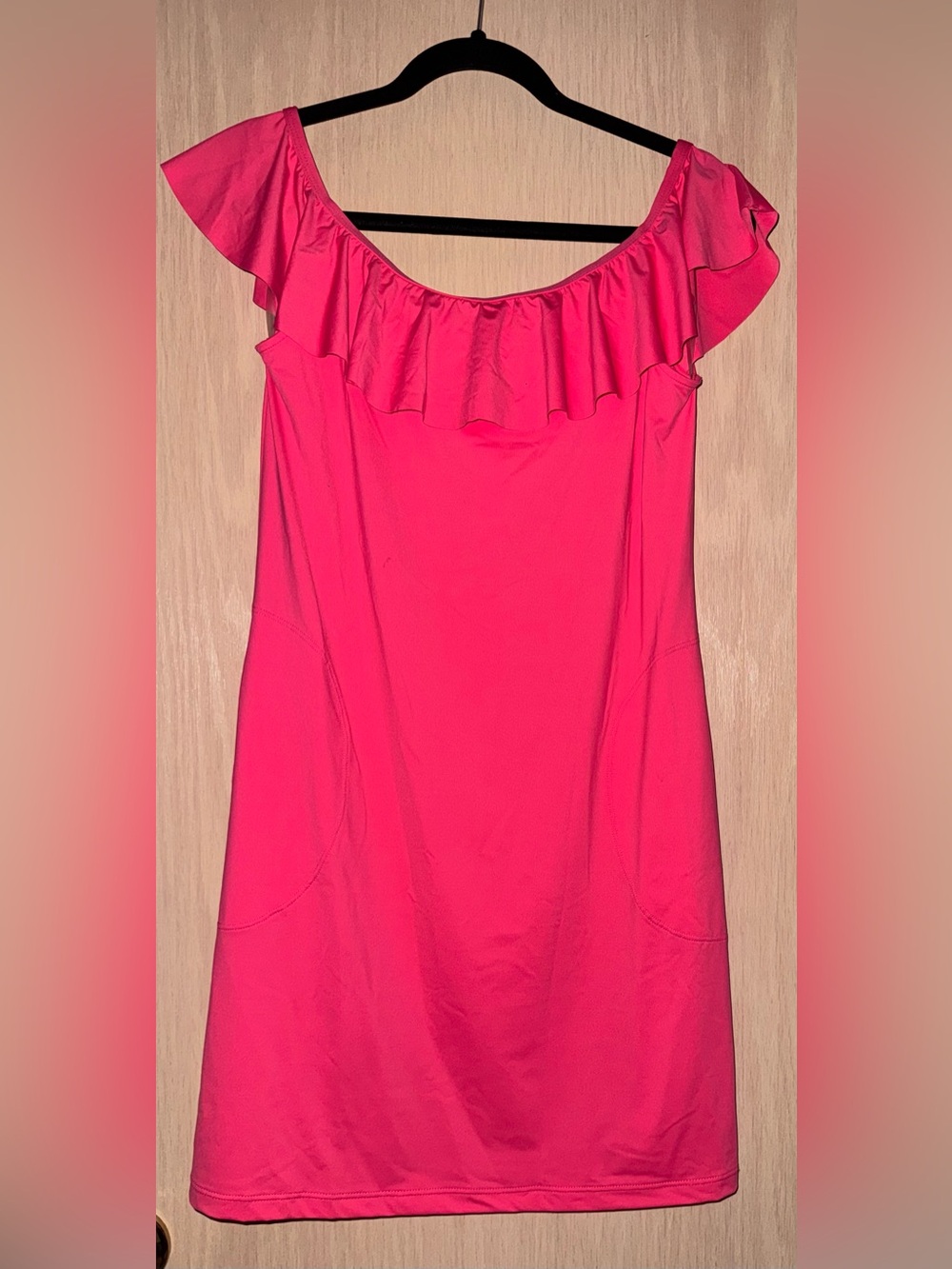 Tommy Bahama One-Shoulder Ruffle Dress in Hot Pink